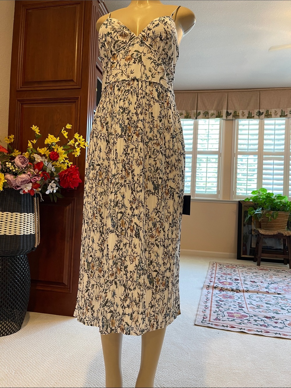 Lulu's Cream Midi Dress with Navy Floral Print - Picture 6 of 8